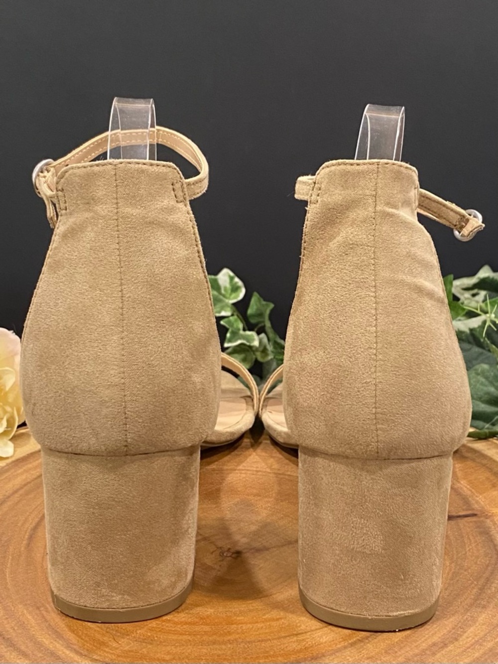 Time and Tru Women's Dressy Ankle-Strap Block Heel Beige Sandals 11M - Picture 6 of 9